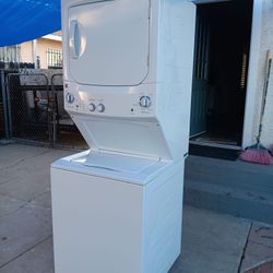 Stackable Washer Electric ⚡⚡ Dryer 220 Volts 