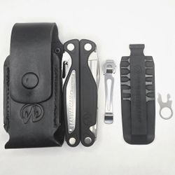 New Leatherman Charge AL w/ 12 Bit Kit & Leather Sheath - Retired

Model 830668
