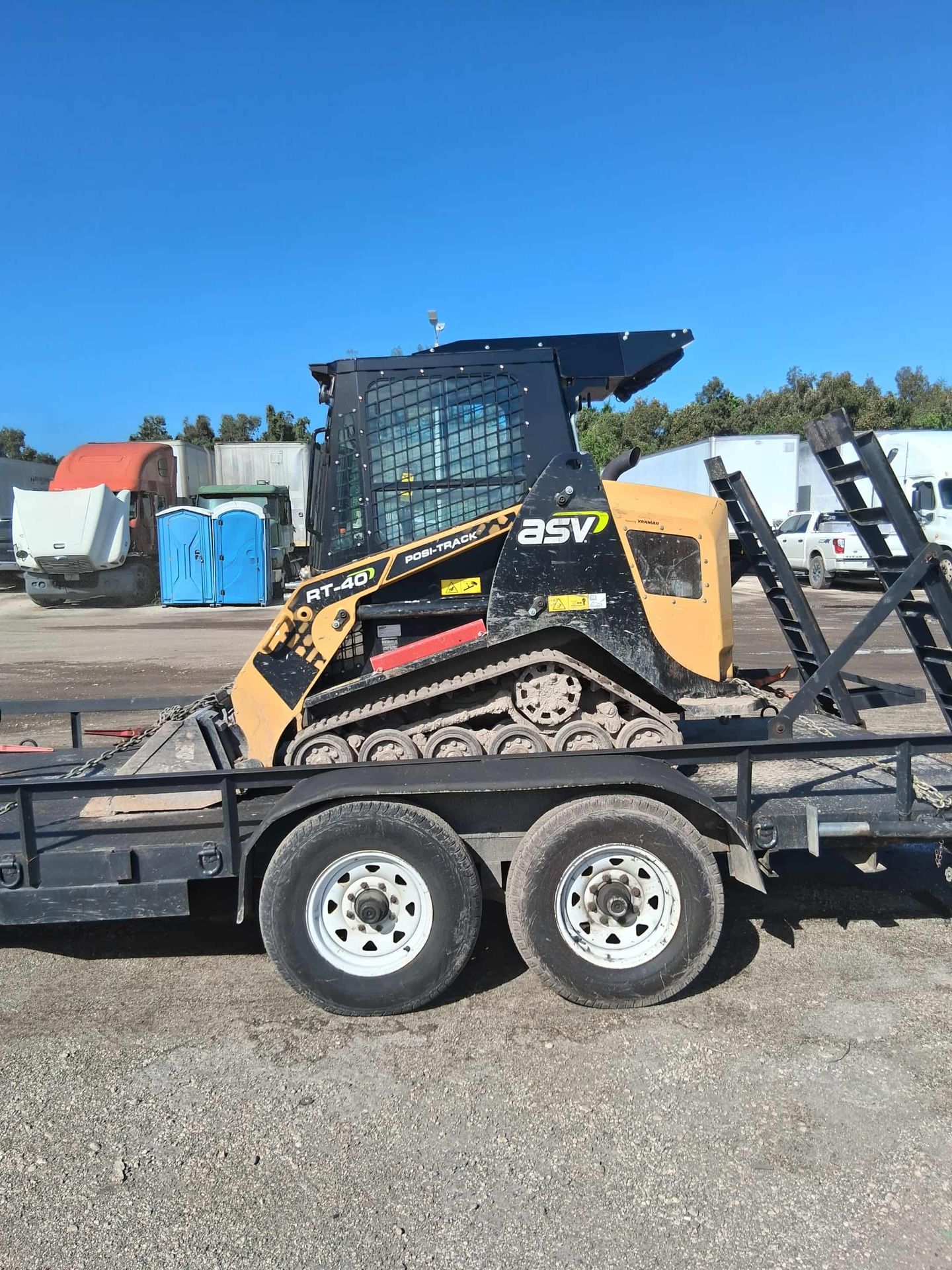 Bobcat Excavadora Volteó 