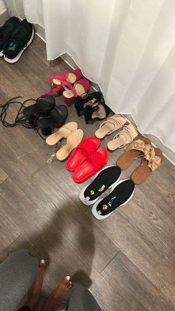 Shoes Must Go Size 7-7.5