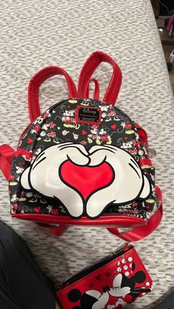 Minnie Mouse back pack with wallet