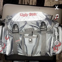 Ugly Stik tackle box for Sale in Channahon, IL - OfferUp