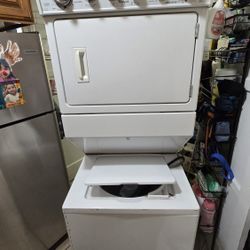 Stacked Washer Dryer 