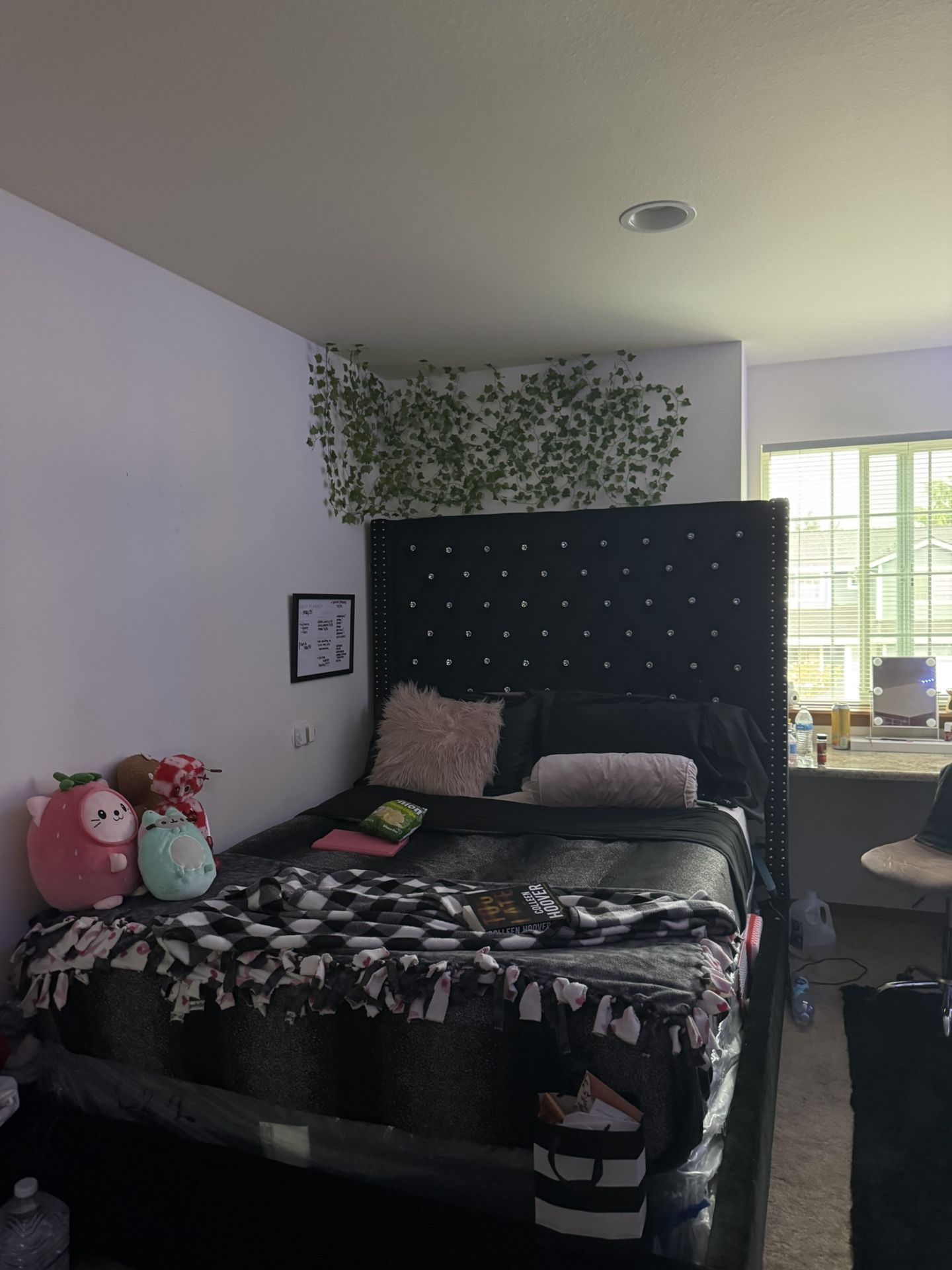 Black Diamond BedFrame