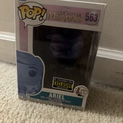 Disney The Little Mermaid Ariel Translucent Blue 30th Anniversary Entertainment Earth Exclusive Funko Pop