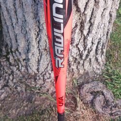 RAWLINGS "BIG BARRELL " 28INCH BAT. LOCATED IN GLENDORA SERIOUS BUYERS ONLY PLEASE!!!