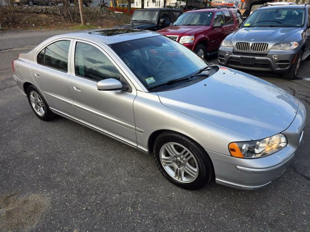 2005 Volvo S60