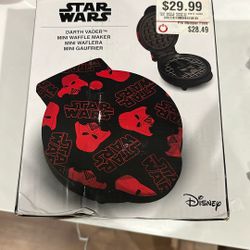 darth vader mini waffle maker 