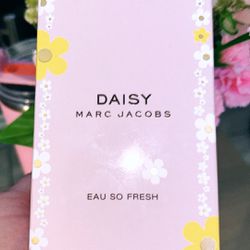Marc Jacobs Daisy Perfume 4.2 Oz