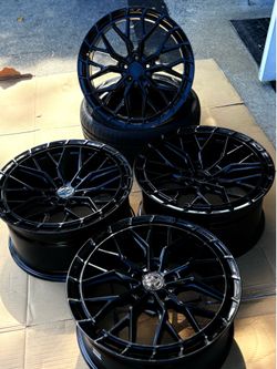 (SALE) 4 NEW 20” TrakLite Black Multi-Spoke Rims w/NEW Tires