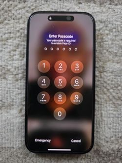 🔥 iPhone 15 for Sale – Great Condition + Case Included 🔥

T-MOBILE NETWORK ONLY
