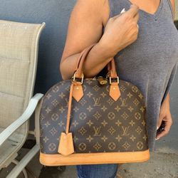 louis vuitton alma pm