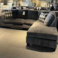 Grey 2PC Sectional