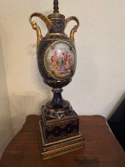 Vintage Beautiful Victorian Table Lamp Navy Dark Blue and Gold,  Works!