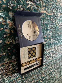 Holiday nights makeup