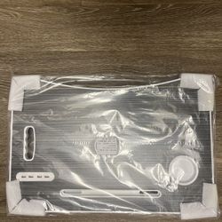 Foldable Laptop Desk / Bed Table