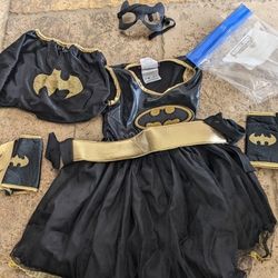 Five-piece Extra Small Batgirl Batman Costume Size 4-5