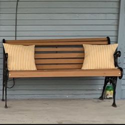 Outdoor Bench 