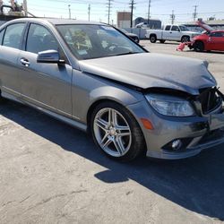 Parts are available  from 2 0 1 0 Mercedes-Benz C 3 5 0 