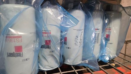 Fleetguard FS1959 Fuel Water Separator Filters