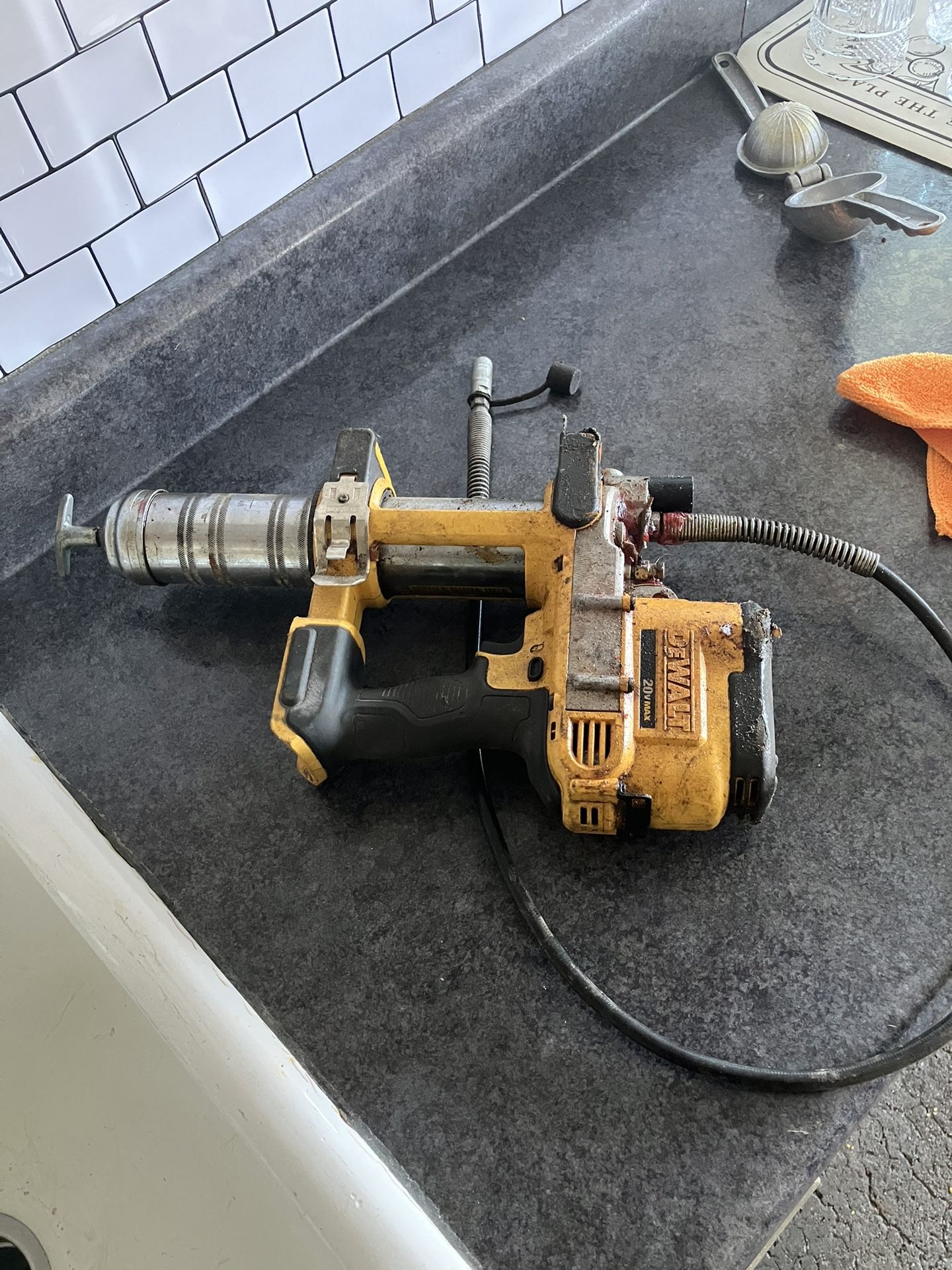 Dewalt Greaser