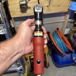 Husky 3/8” Ratchet