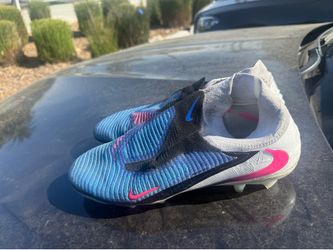 Nike Laceless Football Cleats Blue Pink