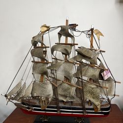 Vintage Cutty Shsrk 1869 Model Ship 