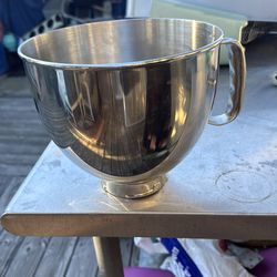 Kitchenaid  mixer KSM 150 stainless steel mixing bowl 5 quarts with handled
