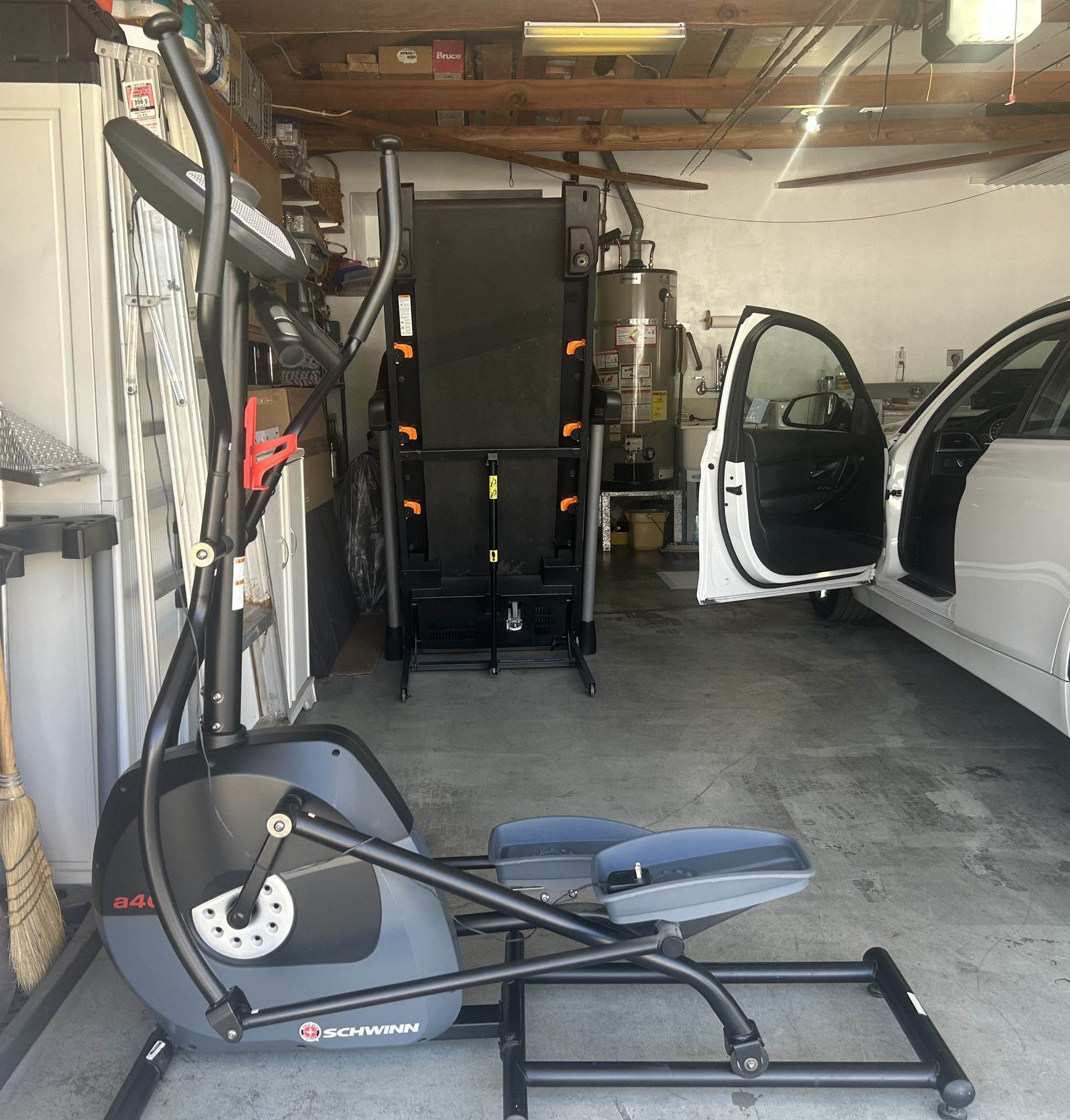 Schwinn A40 Elliptical: