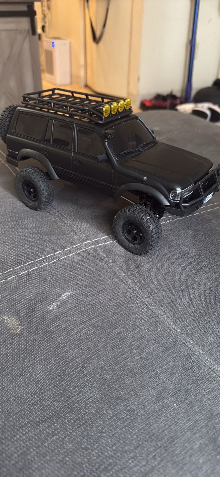 FMS 1:18 FCX18 LC80 Toyota Land Cruiser 80 Brushless