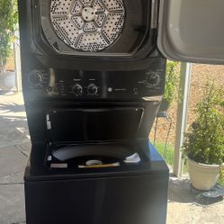 GE Stackable Washer And Dryer 