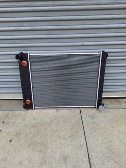 Freightlliner 1999/2008 radiator