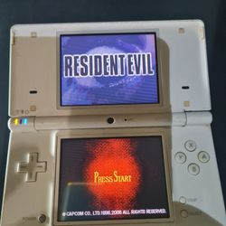 Nintendo Dsi Coke White + R4 Card Gold 