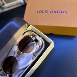 Louis Vuitton Sunglasses 