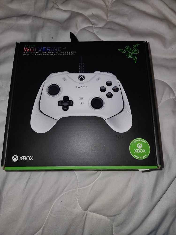 Razer Wolverine V2 - Wired Gaming Controller for Xbox Series X|S/One & PC
