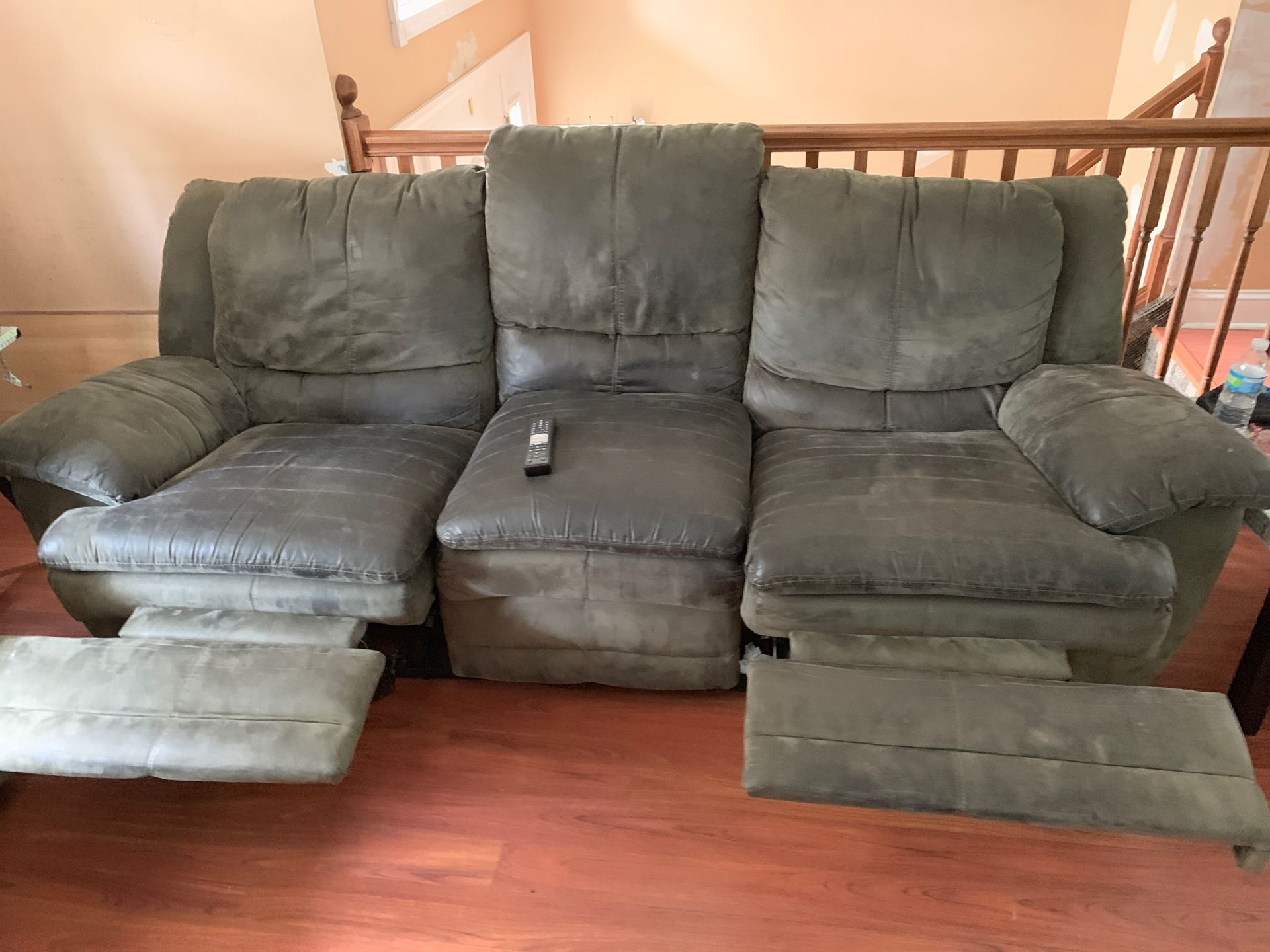 Sectional couch with 4 reclining seats
