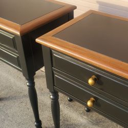 Beautiful Nightstand/End Table Set