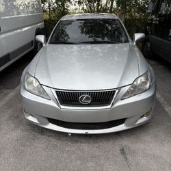 Lexus Is250