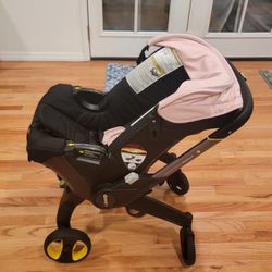 Doona Car Seat And Stroller With Dock