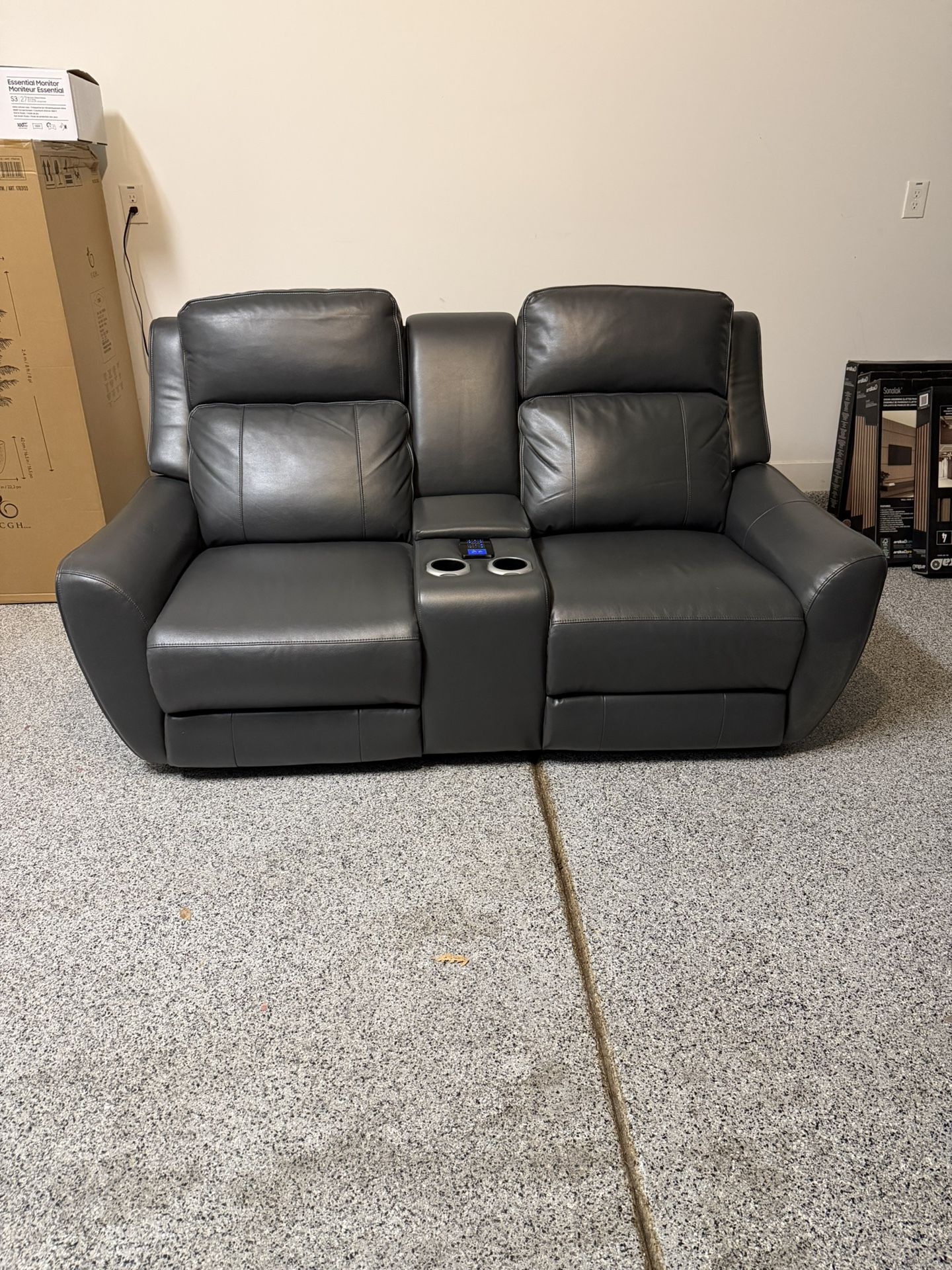 Power Reclining Loveseat