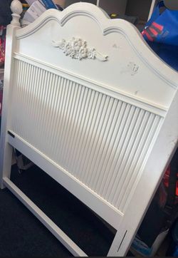 Twin bed