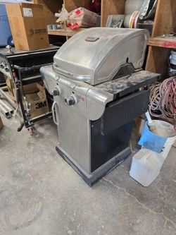 Charbroil Commercial Series Stainless Steel 2-Burner NATURAL GAS Infrared Grill
