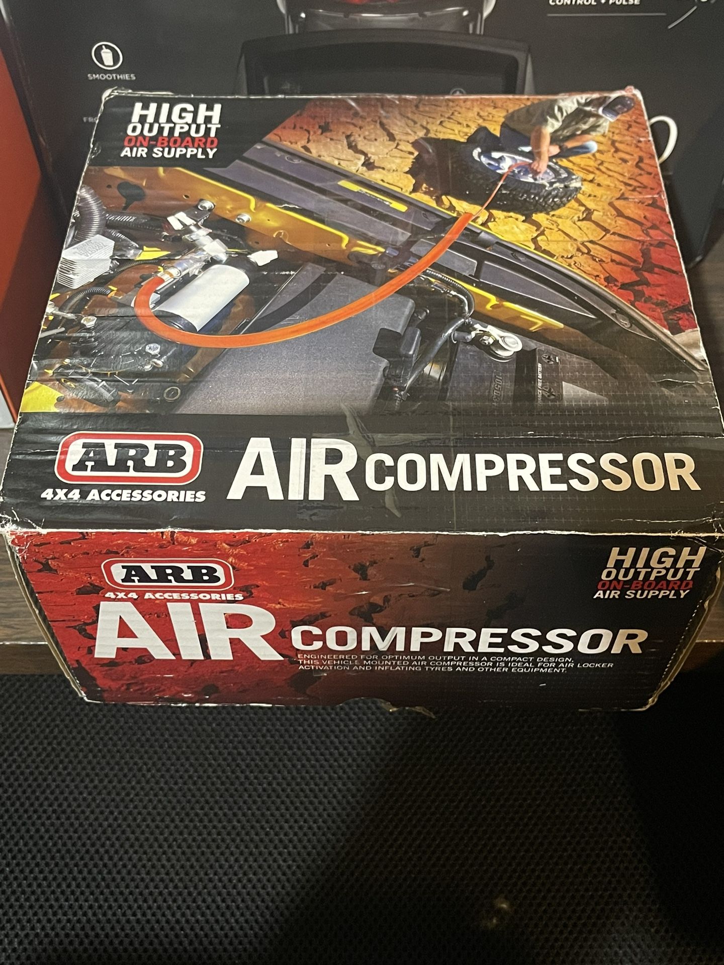 ARB AIR COMPRESSOR & PUMP UP KIT 