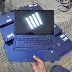 Ultimate Pro Mobile Studio: iPad Pro 12.9" + Magic Keyboard + AirPods Max