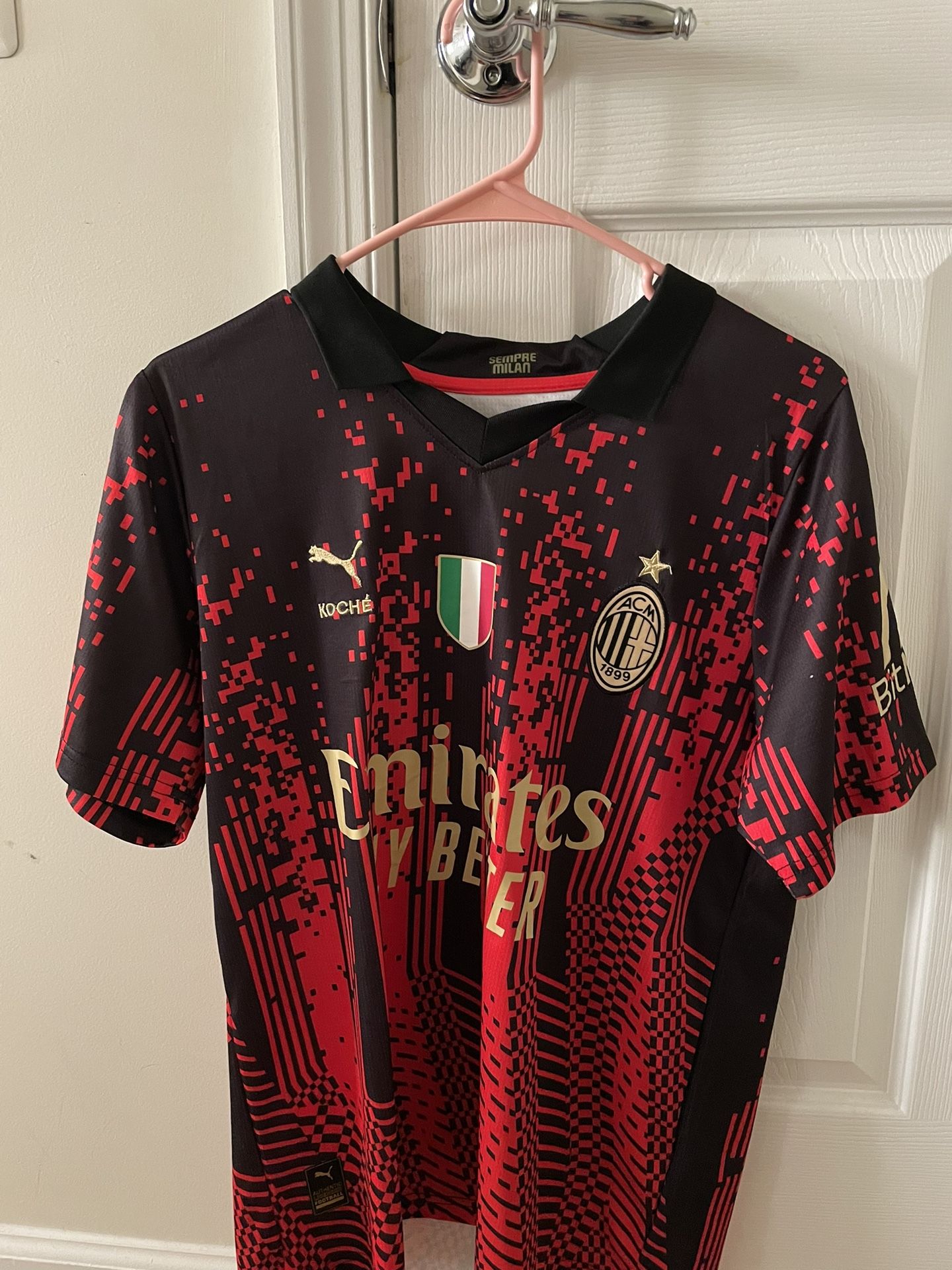 AC Milan Koche Jersey 22/23 fourth kit