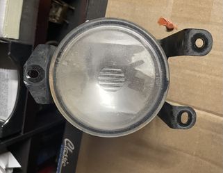 Right Fog Light 2004 GMC Sierra Denali Pickup