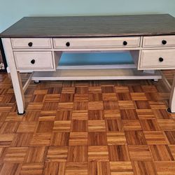 Desk for sale -perfect for home office