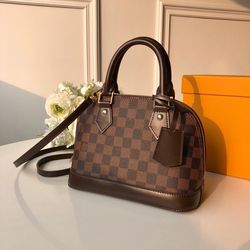 Louis Vuitton Alma Essential Bag