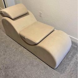 Yoga Chaise Lounge